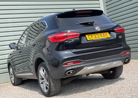MG HS 1.5 T-GDI EXCLUSIVE PHEV 14