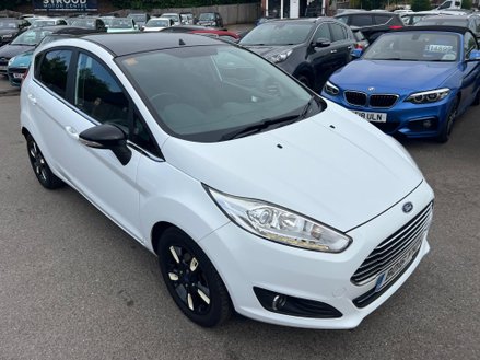 Ford Fiesta 1.0T EcoBoost Zetec White Edition Euro 6 (s/s) 5dr
