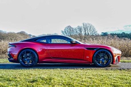 Aston Martin DBS V12