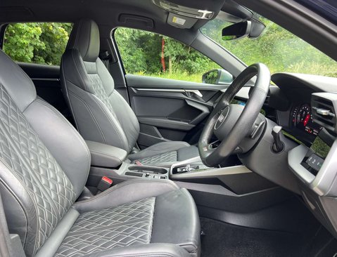 Audi S3 2.0 S3 Sportback TFSI Quattro Semi-Auto 4WD 5dr 18