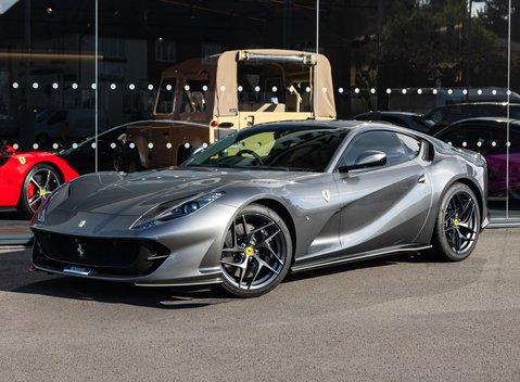 Ferrari 812 Superfast 2