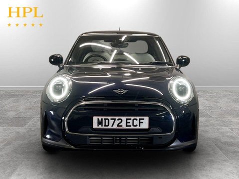 Mini Hatch 1.5 Cooper Exclusive Hatchback 3dr Petrol Steptronic Euro 6 (s/s) (136 ps) 2