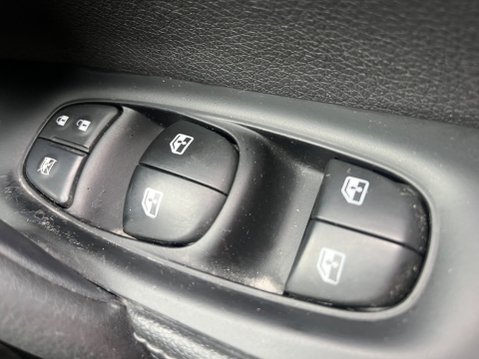 Nissan Qashqai 1.5 DCI N-CONNECTA 26