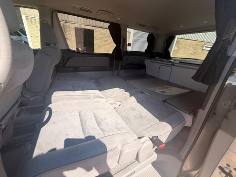 Toyota Alphard 9