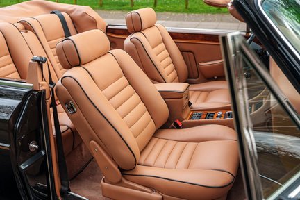 Rolls-Royce Corniche IV 25