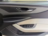 Jaguar XE 2.0 XE R-Dynamic S D Auto 4dr 33