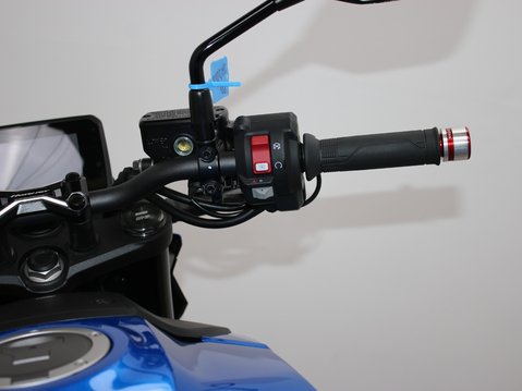 Honda CB750 Hornet CB 750 A-S 18