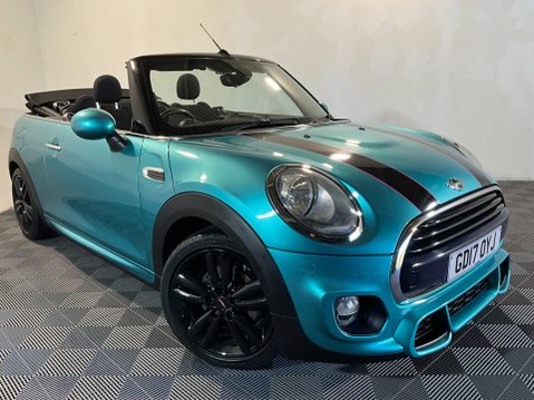 Mini Convertible COOPER 3