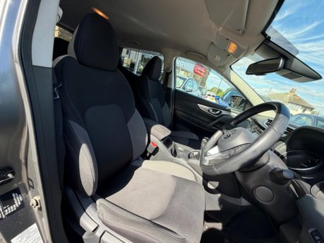 Nissan Qashqai N-CONNECTA DIG-T 11