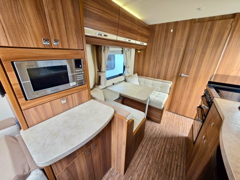 Elddis Affinity  530 Sussex Premier Edition Mayfield 13