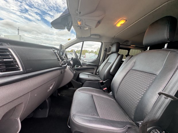 Ford Transit Custom Crew Cab [SOLD MT] AUTO SWB L1H1 Low Roof Sport 320 Air Con Alloys Sensors 15