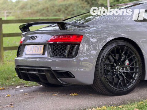 Audi R8 5.2 R8+ Quattro V10 Semi-Auto 4WD 2dr 12