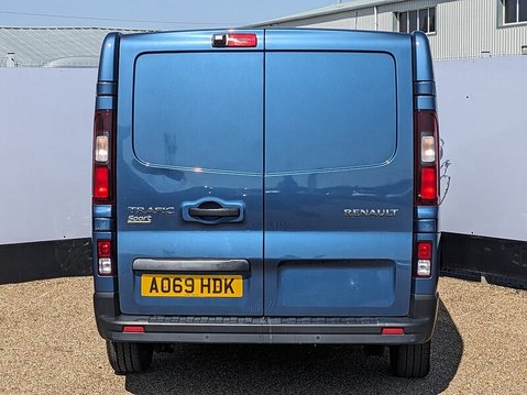 Renault Trafic SL30 SPORT EDC ENERGY DCI 8
