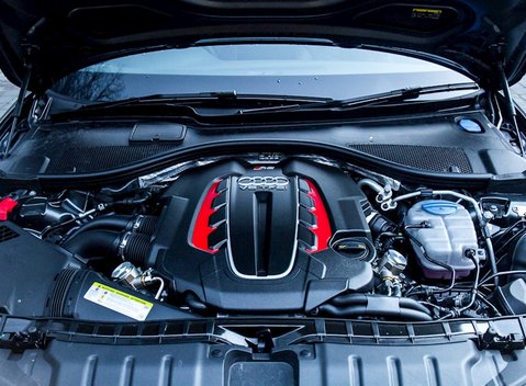 Audi RS6 Avant Performance 29