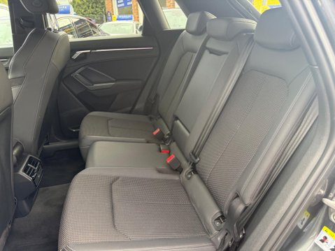 Audi Q3 2.0 TFSI 40 S line S Tronic quattro Euro 6 (s/s) 5dr 19