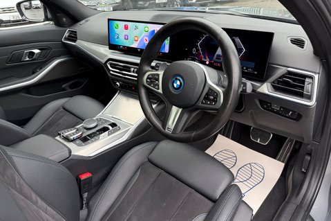 BMW 3 Series 330E M SPORT -VAT Q -DRIVING ASSISTANT PRO -PAN ROOF -H/K -M PRO PACK 15