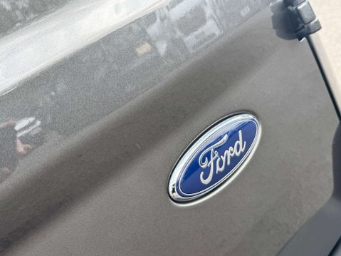 Ford Transit Connect 1.5 240 EcoBlue Limited Panel Van 5dr Diesel Manual L1 Euro 6 (s/s) (120 ps 23