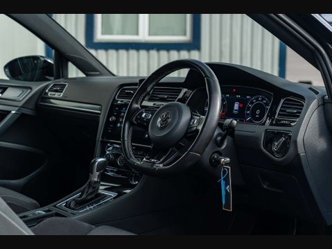 Volkswagen Golf 2.0 Golf R TSi Semi-Auto 4WD 3dr 11