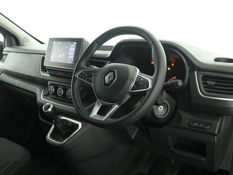 Renault Trafic SL28 Blue dCi 130 Sport 12