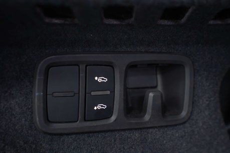 Audi Q8 3.0 Q8 Black Edition 55 TFSI MHEV Quattro Auto 4WD 5dr 38