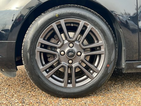 Ford Transit Courier SPORT TDCI 4