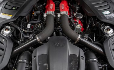 Ferrari GTC4 Lusso T 30