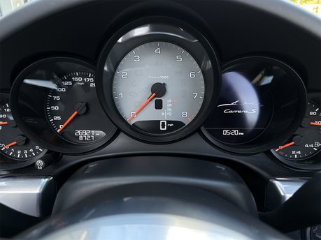 Porsche 911 C2S CONVERTIBLE 53