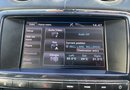 Jaguar XJ 3.0d V6 Premium Luxury 4dr Auto 17