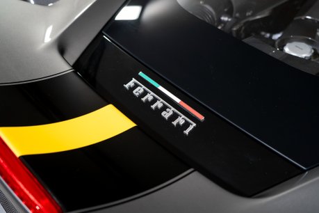 Ferrari 488 Pista WARRANTY. HISTORIC PAINTWORK. CARBON FIBRE INT & EXT. LIFT. CARPLAY. 21