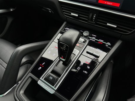 Porsche Cayenne V8 TURBO TIPTRONIC 67