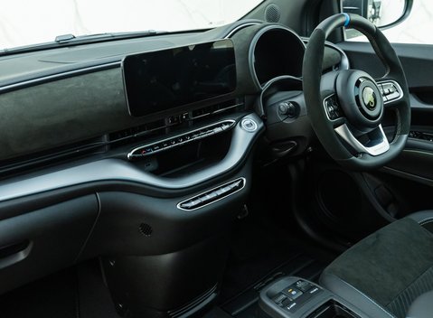 Abarth 500e Scorpionissima 19