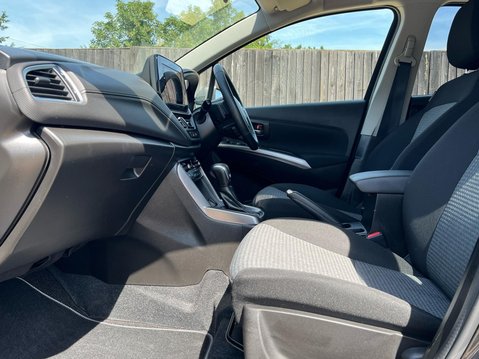 Suzuki S-Cross MOTION 19