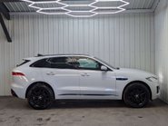 Jaguar F-Pace 2.0 F-Pace Chequered Flag AWD D Auto 4WD 5dr 28