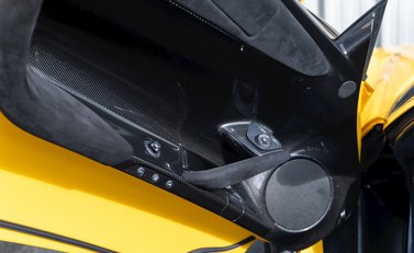 Ferrari LaFerrari Aperta 23