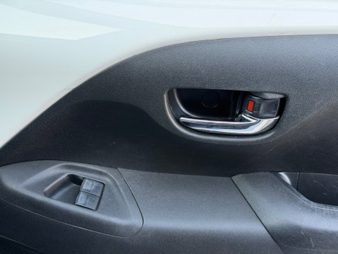 Toyota Aygo VVT-I X-TREND 17