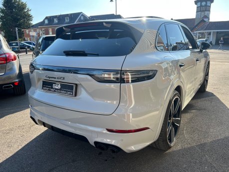 Porsche Cayenne 4.0T V8 GTS SUV 5dr Petrol TiptronicS 4WD Euro 6 (s/s) (460 ps) 8