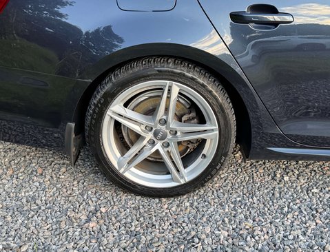 Audi A4 2.0 A4 S Line TDI Quattro Semi-Auto 4WD 4dr 9