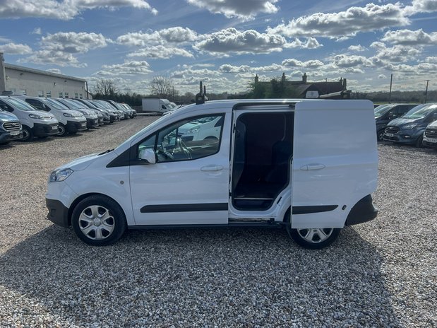 Ford Transit Courier Petrol SWB (SOLD) Low Roof Trend Air Con Alloys Sat Nav E 11
