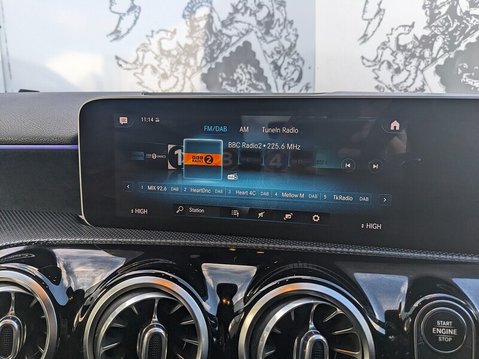 Mercedes-Benz A Class A 180 D AMG LINE PREMIUM 31