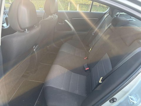 Toyota Avensis 2.0 D-4D Icon Euro 5 4dr 10