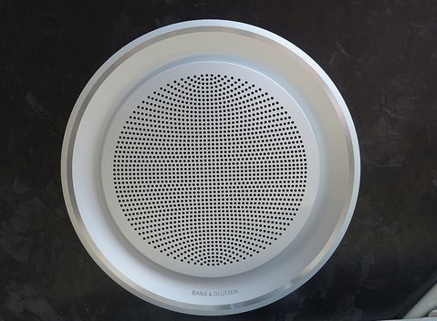 Aston Martin DB11 18