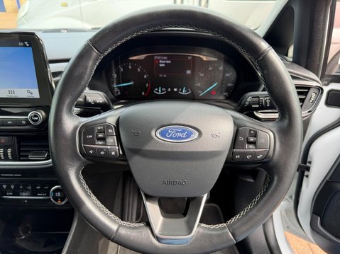 Ford Fiesta 1.0T EcoBoost Titanium Euro 6 (s/s) 5dr 13