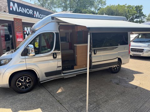 Auto-Trail V-Line 620 AUTOMATIC FIXED BED 34