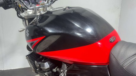 Suzuki GSX1400 2004 ONLY 15K OUTSTANDING CUSTOM CONDITION 1400CC MUSCLE BIKE 38