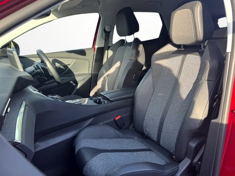 Peugeot 3008 1.2 PureTech Allure 5dr EAT8 22