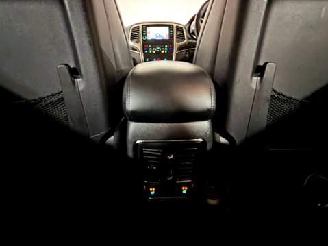 Jeep Grand Cherokee V6 CRD S-LIMITED 13