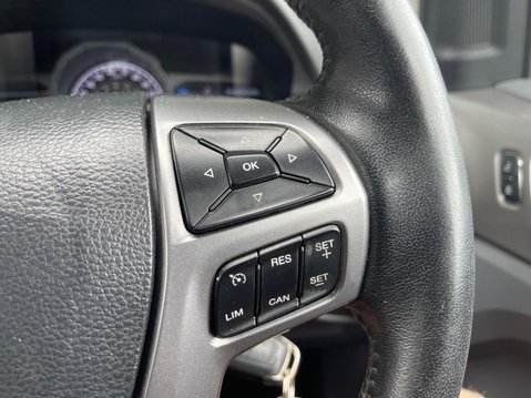 Ford Ranger 2.2 TDCi Limited 1 4WD Euro 5 (s/s) 4dr (Eco Axle) 24