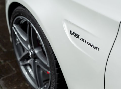 Mercedes-Benz C Class C63 S Estate 27