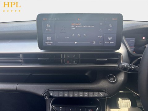 Jeep Avenger 1.2 e-Hybrid Summit SUV 5dr Petrol Hybrid e-DCT Euro 6 (s/s) (100 ps) 1 Own 18