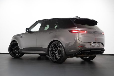 Land Rover Range Rover Sport 3.0 D300 MHEV Dynamic SE SUV 5dr Diesel Auto 4WD Euro 6 (s/s) (300 ps) 40